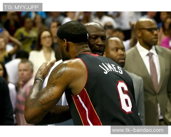 夸梅揭秘詹姆斯的独特之处与乔丹的消费观念之道